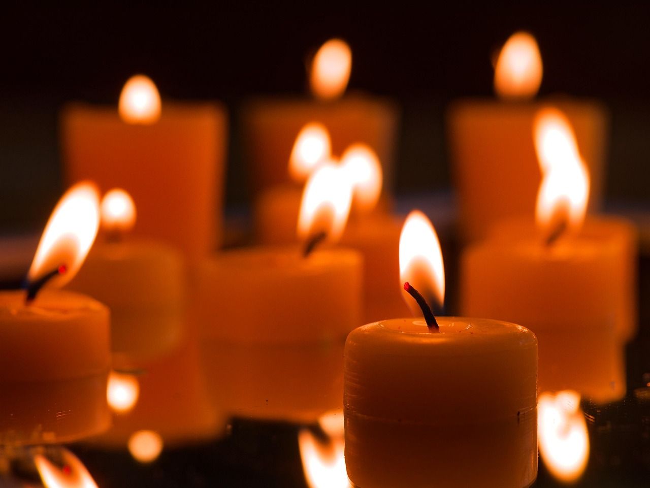 Hasiči varují: o adventu a Silvestru hrozí požáry!